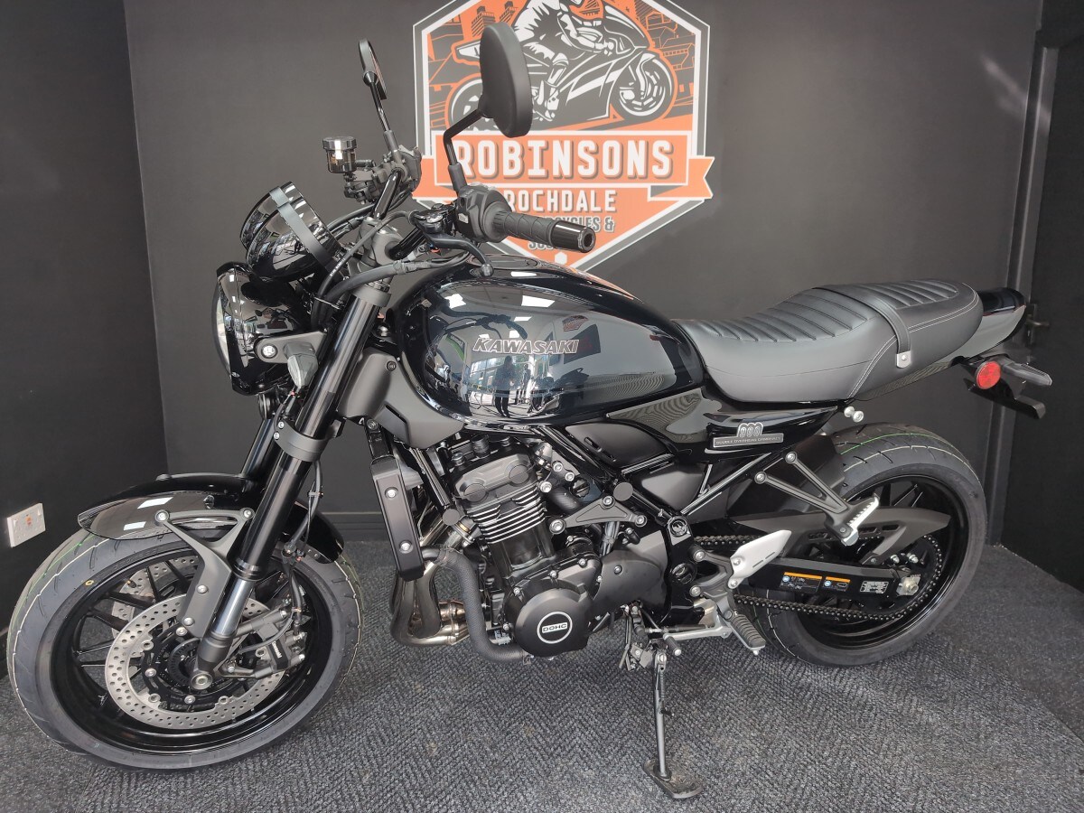 Kawasaki Z900RS Black Ball Edition
