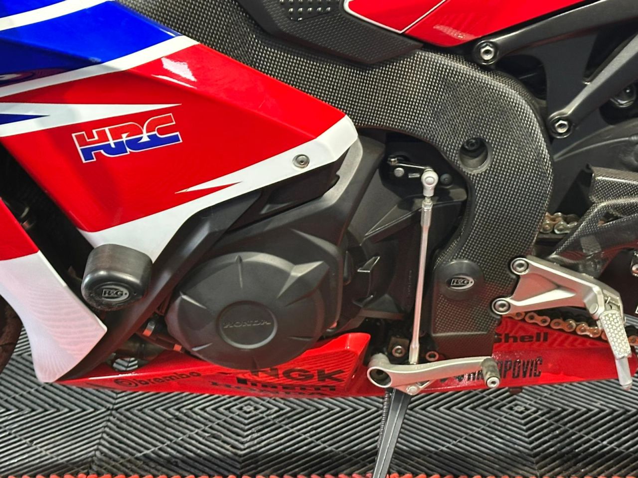 Used Honda CBR1000RR-R FIREBLADE for sale - 78435370: Photo 17