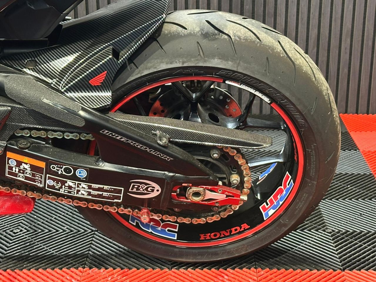 Used Honda CBR1000RR-R FIREBLADE for sale - 78435370: Photo 18