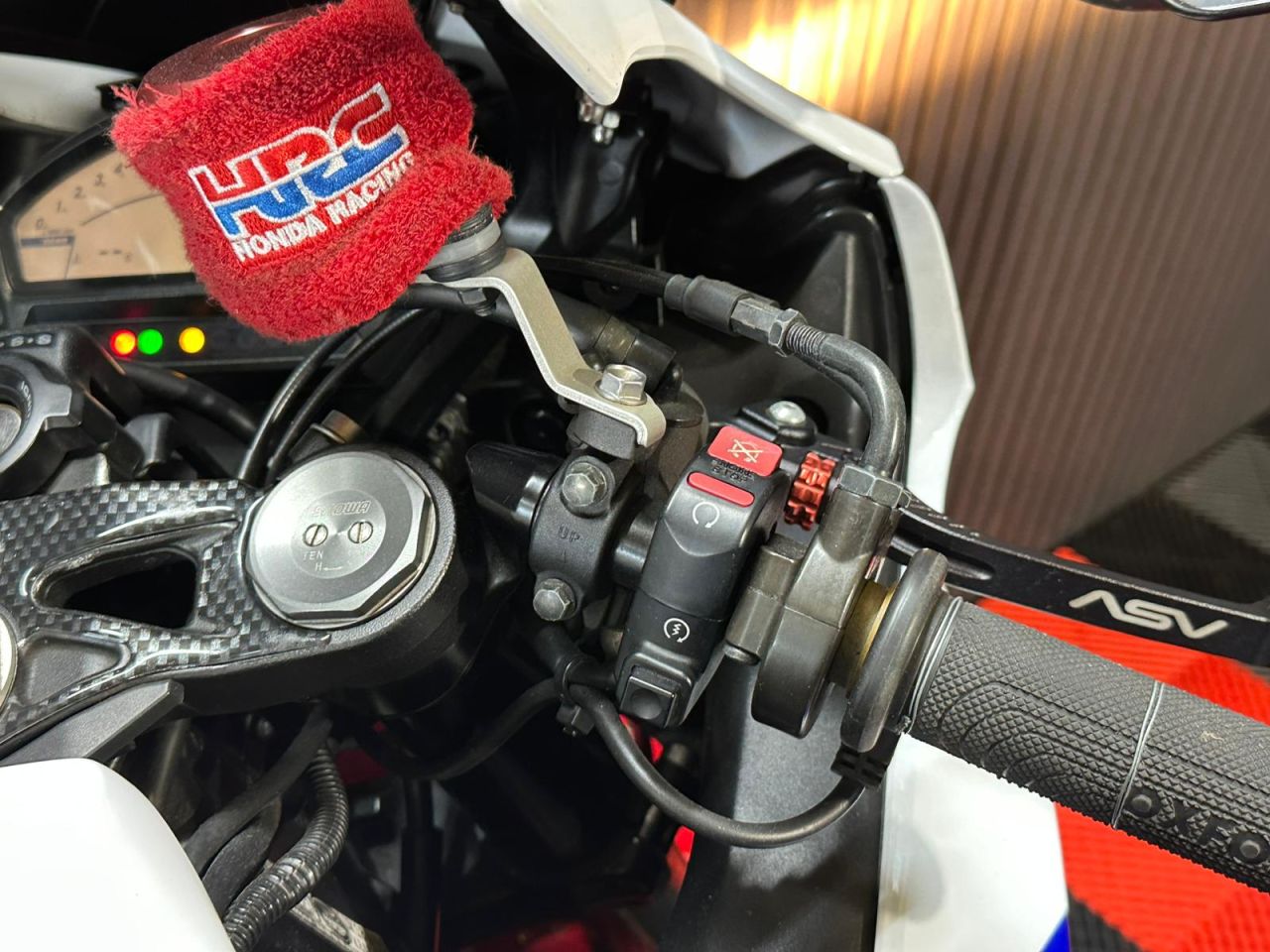 Used Honda CBR1000RR-R FIREBLADE for sale - 78435370: Photo 21