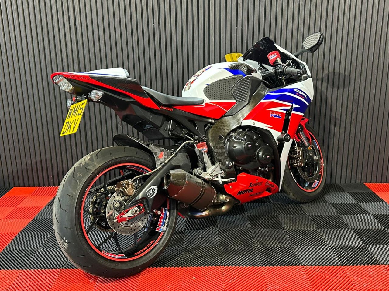 Used Honda CBR1000RR-R FIREBLADE for sale - 78435370: Photo 7