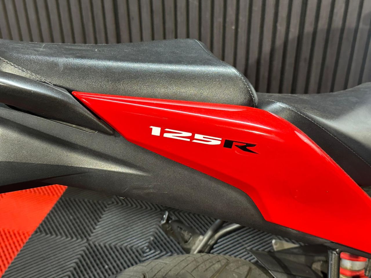 Used Honda CBR125R for sale - 78693580: Photo 20