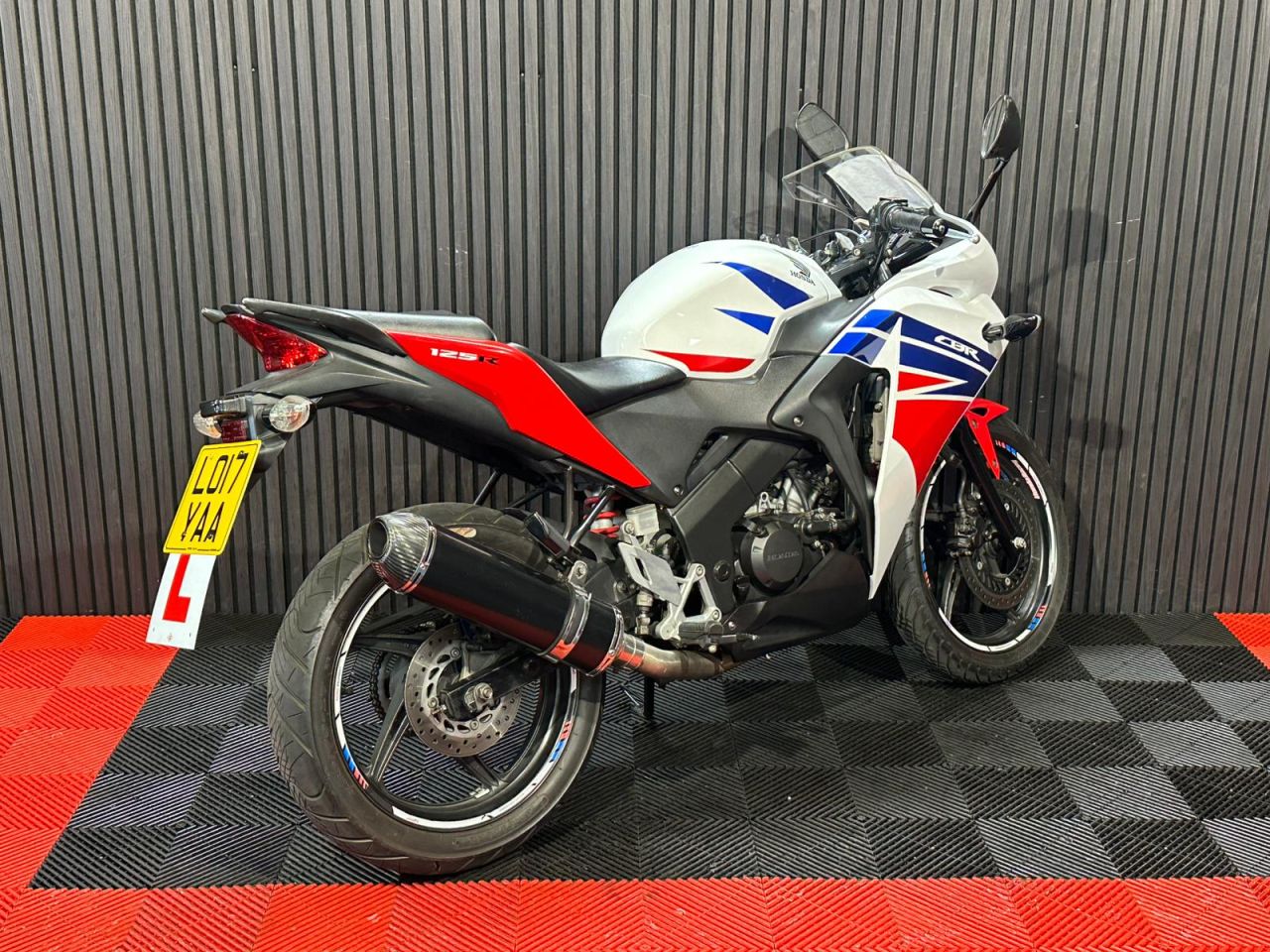Used Honda CBR125R for sale - 78693580: Photo 6