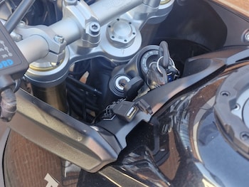 Used Triumph TIGER 800 ABS 2011 for sale - bike-78165175: Photo