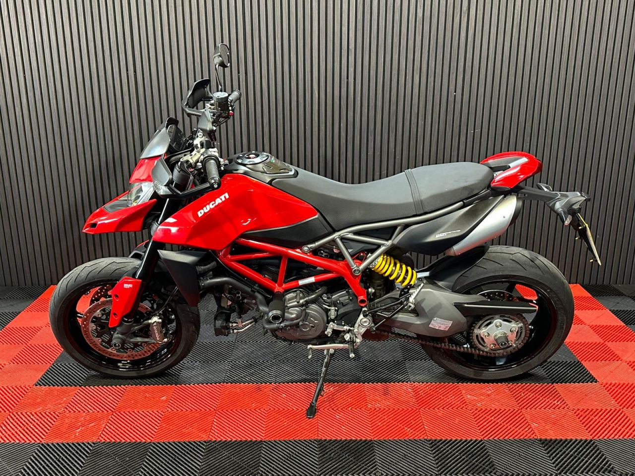 Used Ducati Hypermotard for sale - 78435384: Photo 11