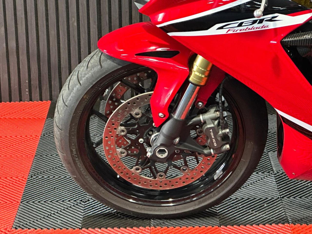 Used Honda CBR1000RR Fireblade for sale - 78907544: Photo 16