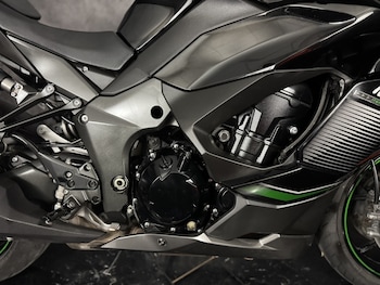 Used Kawasaki ZX 1002 KNSAN 2022 for sale - bike-78165125: Photo