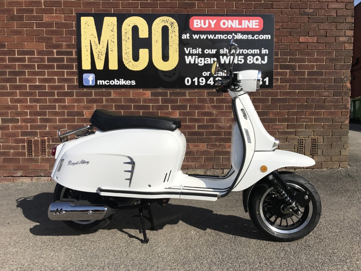 Royal Alloy GT125 AC CBS E5 Pre Reg 74 Plate