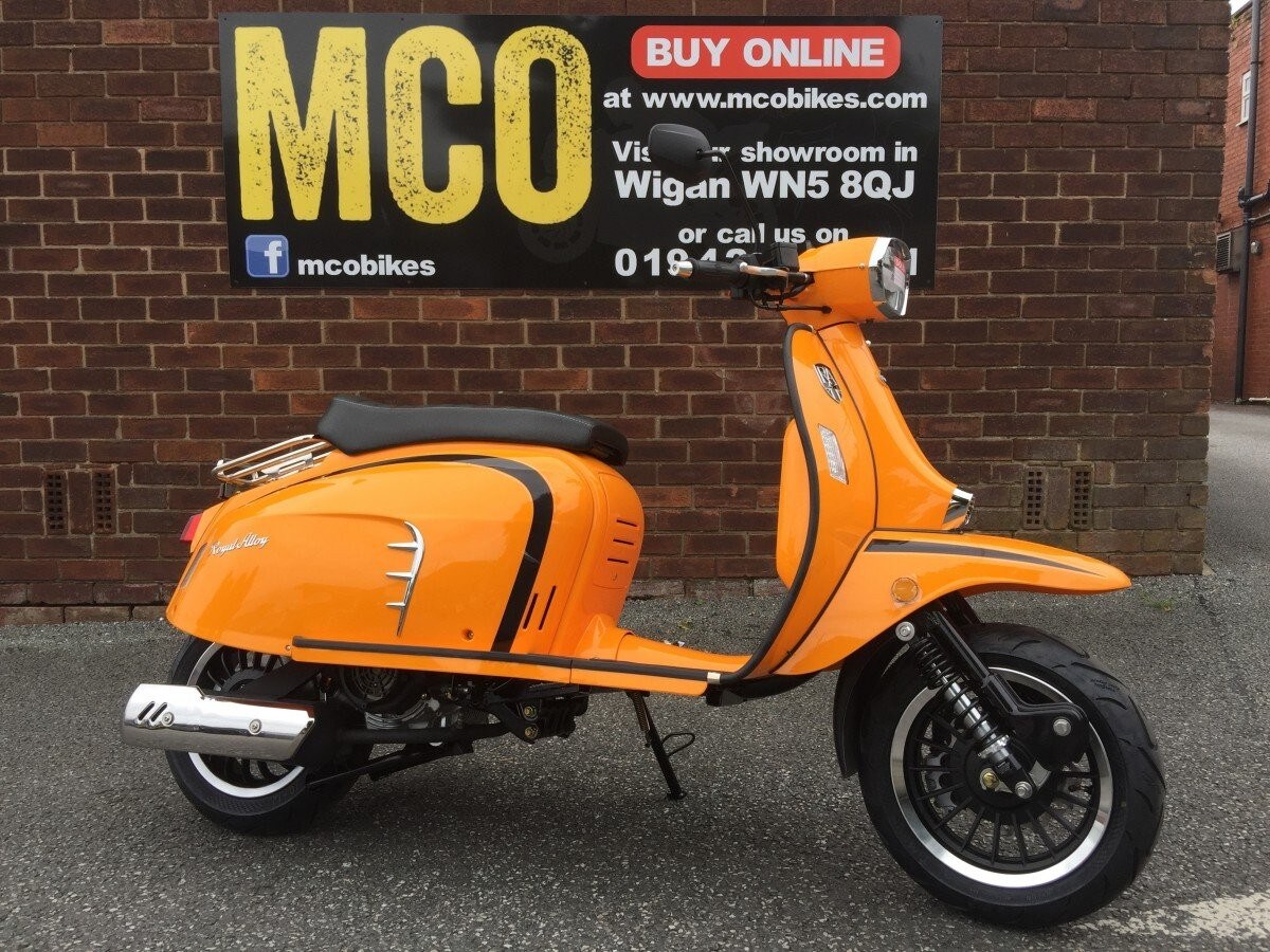 Royal Alloy GT125 AC CBS E5 Pre Reg 74 Plate