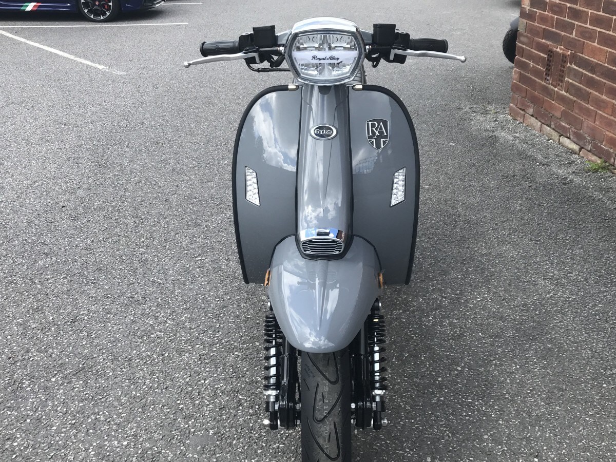 Royal Alloy GT125 AC CBS E5 Pre Reg 74 Plate