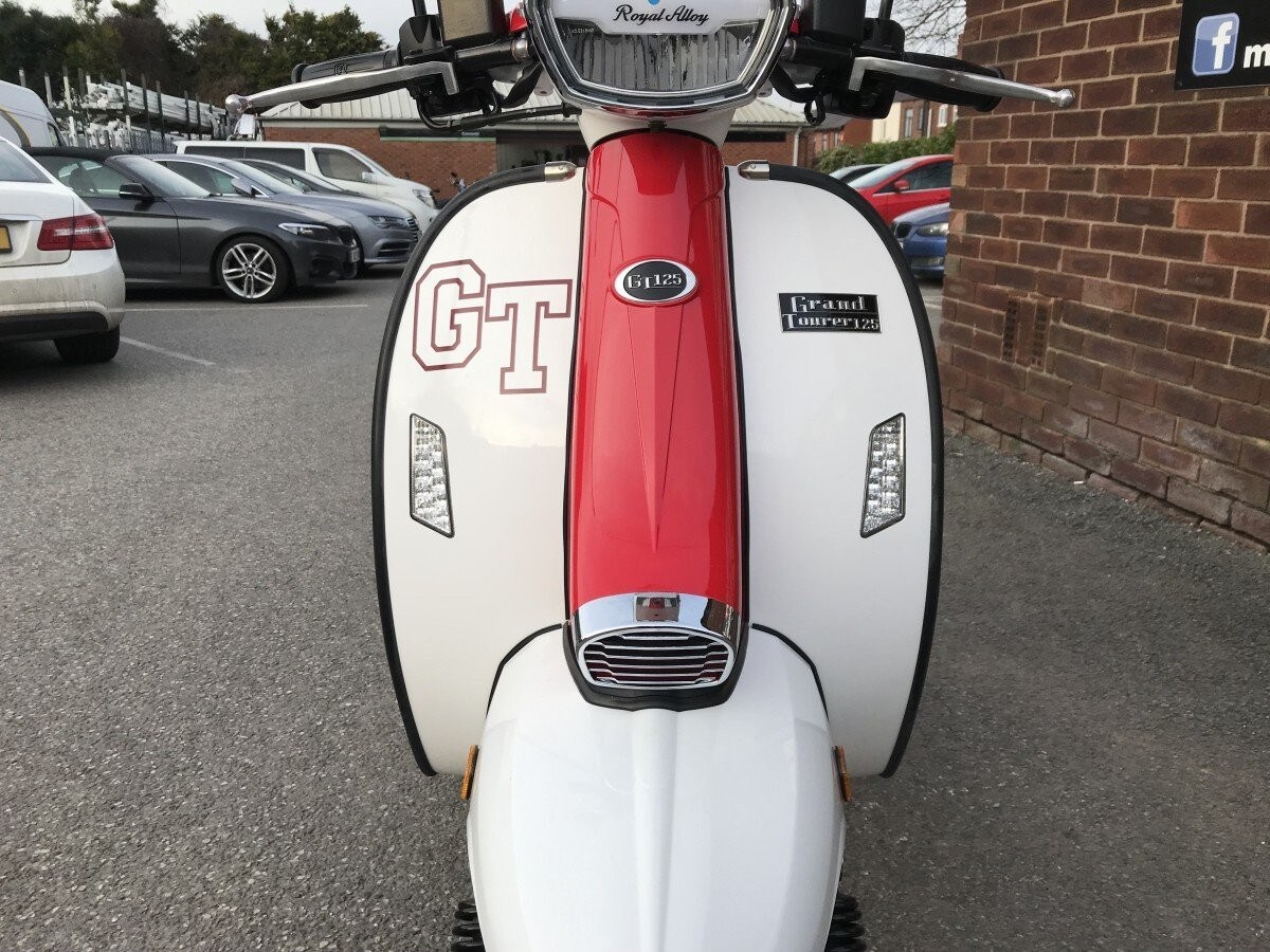 Royal Alloy GT125 AC CBS E5 Pre Reg 74 Plate