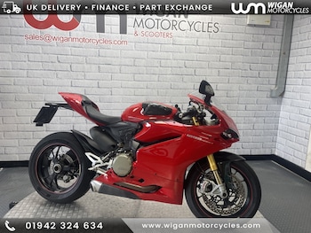 Used Ducati 1299 S PANIGALE 2016 for sale - bike-77865317: Photo