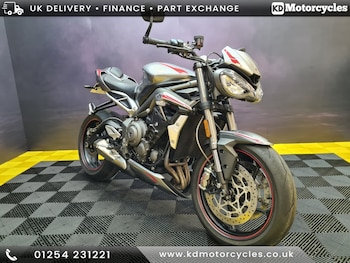 Used Triumph STREET TRIPLE 765 RS 2020 for sale - bike-77865012: Photo