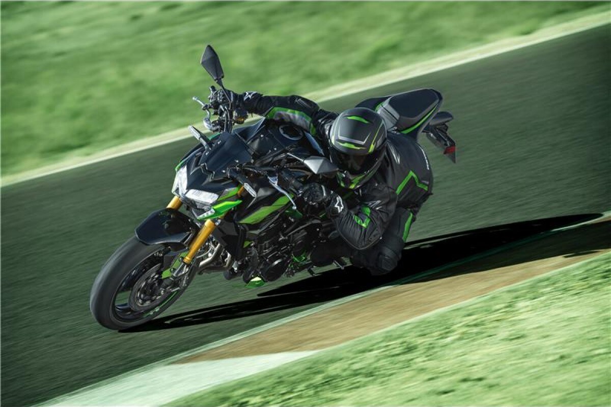 Kawasaki Z900 SE ZR900MRFNN BK2