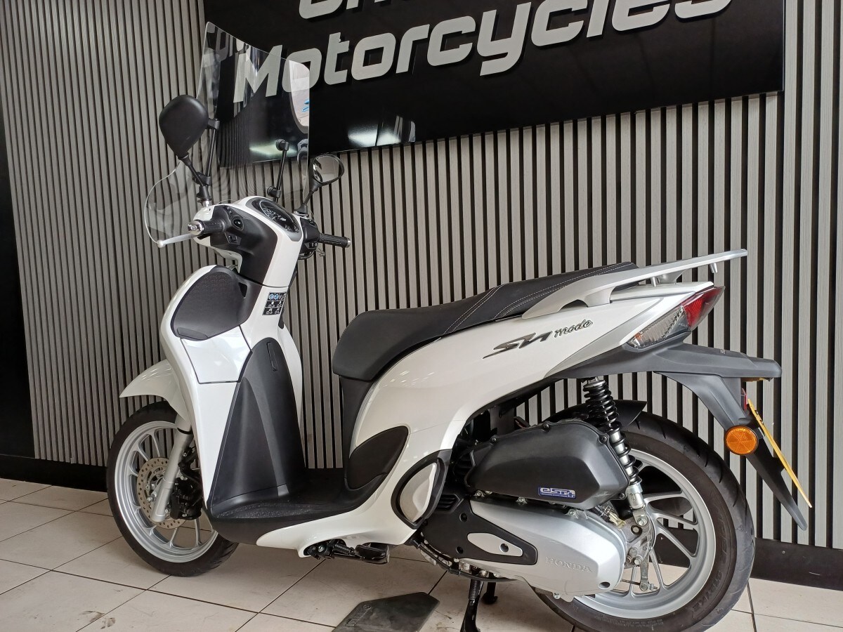 Honda SH125 MODE-R
