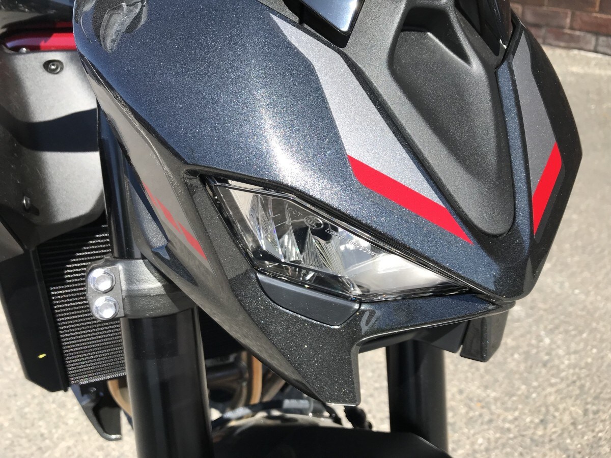 Kawasaki Z900 ZR900SSFAN