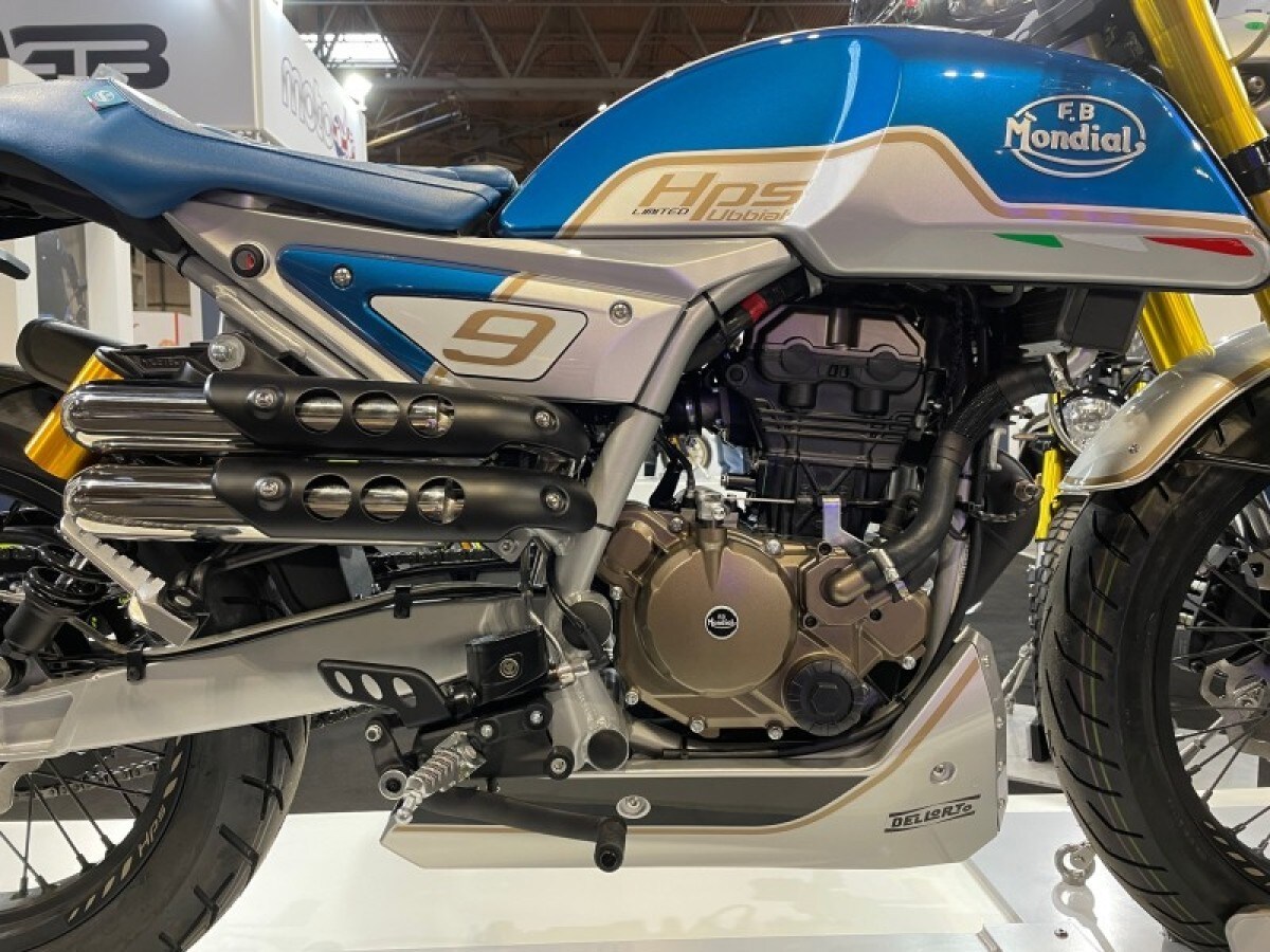 Mondial HPS 125 Ubbiali Edition