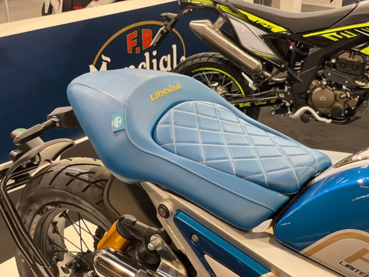 Mondial HPS 125 Ubbiali Edition