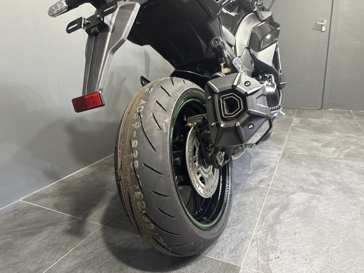 Kawasaki Ninja 1100SX ZX1100HSFNN-GY1