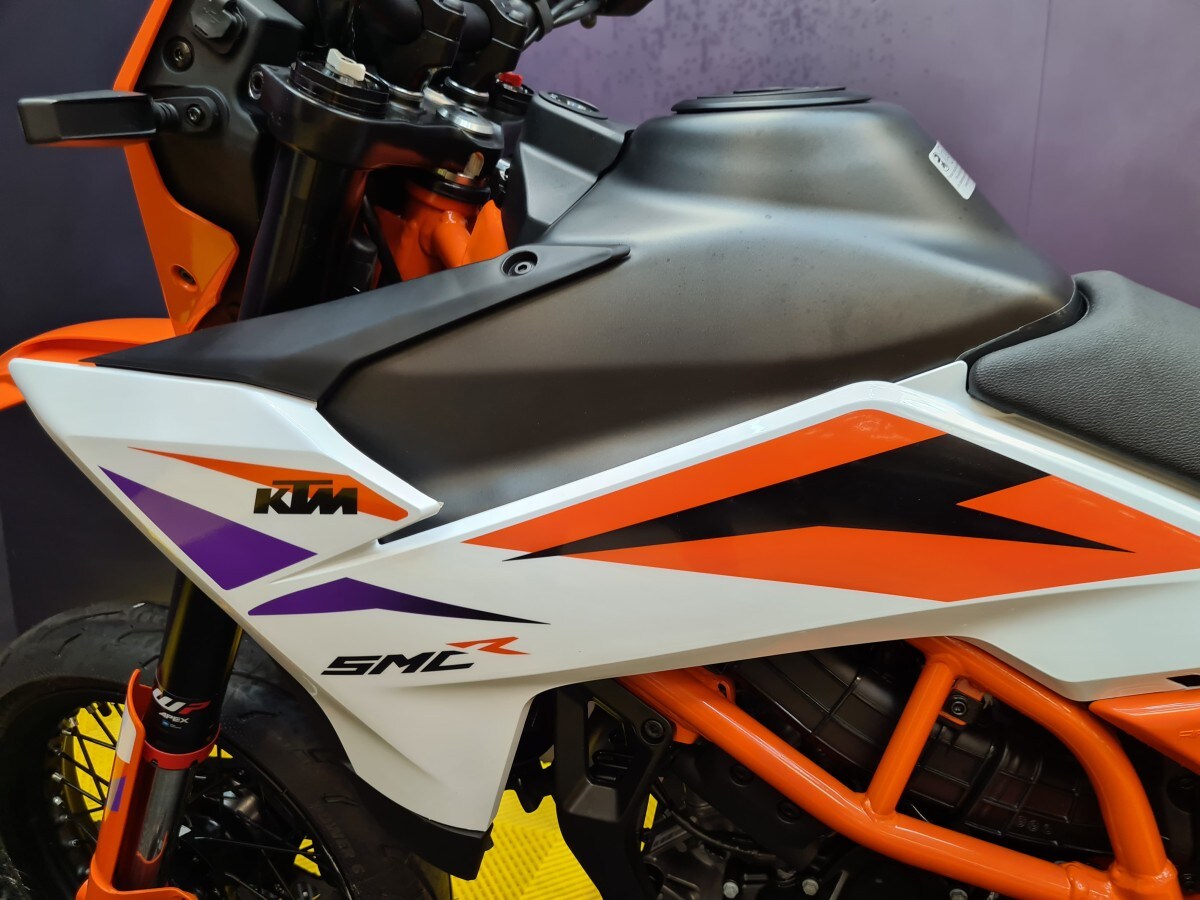 KTM 390 SMC R