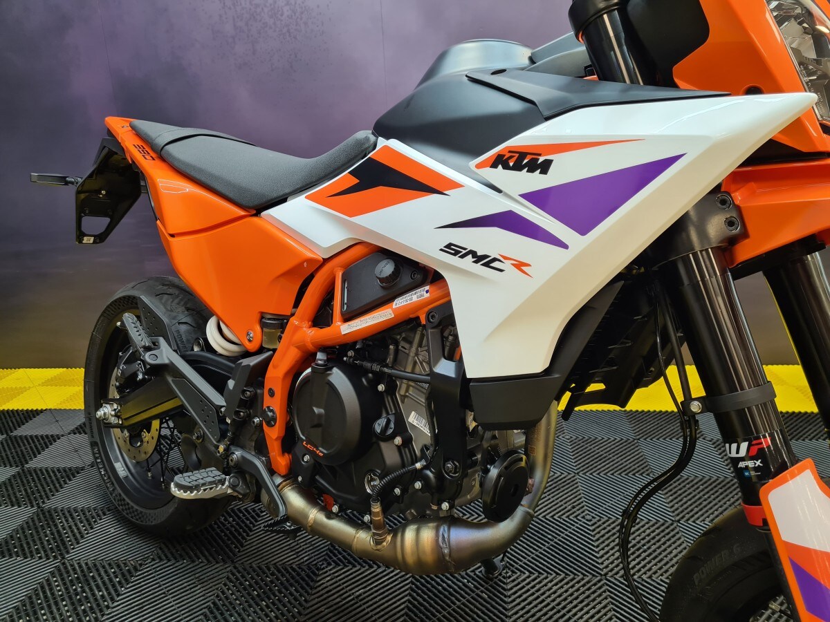 KTM 390 SMC R