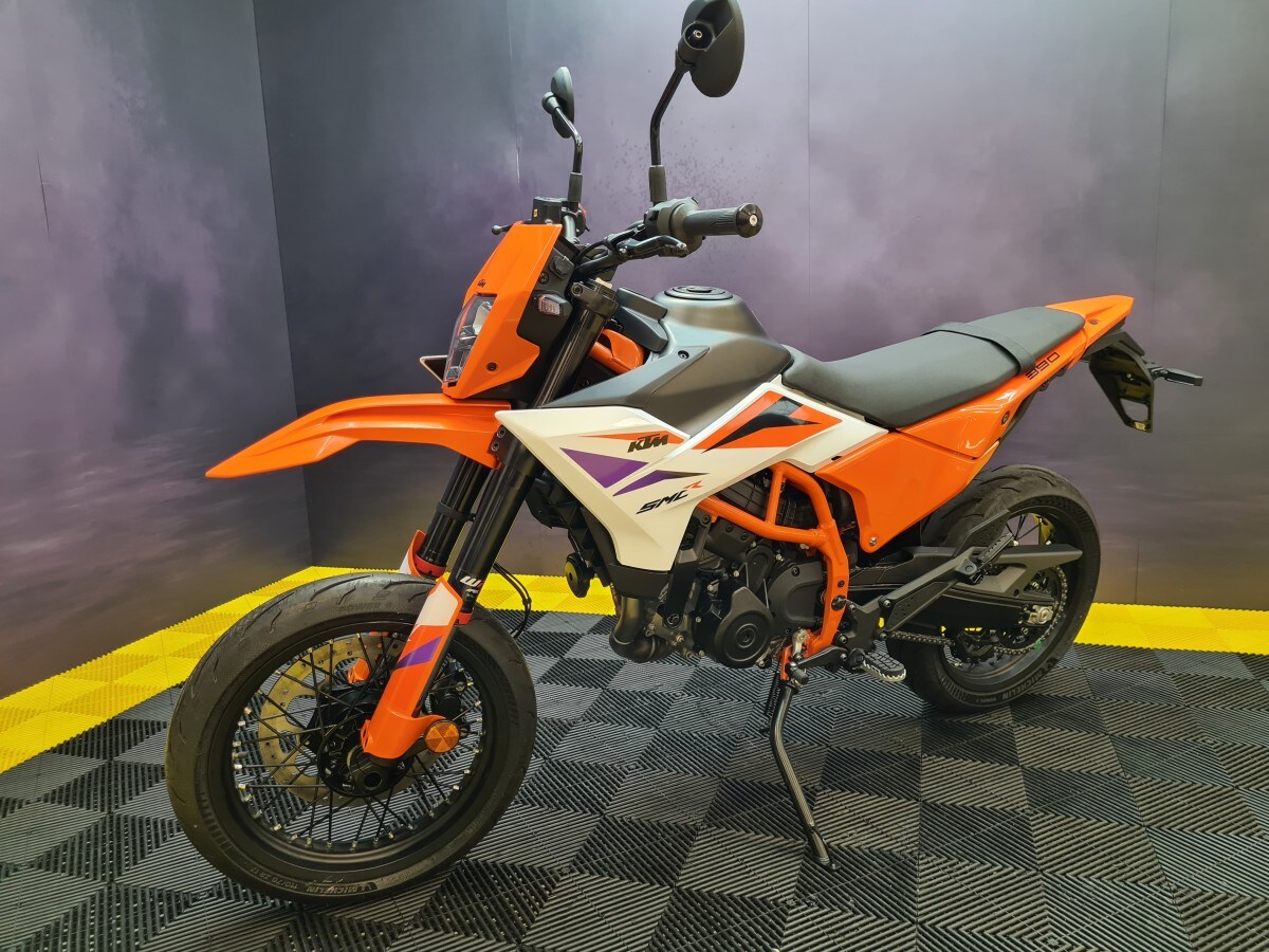 KTM 390 SMC R