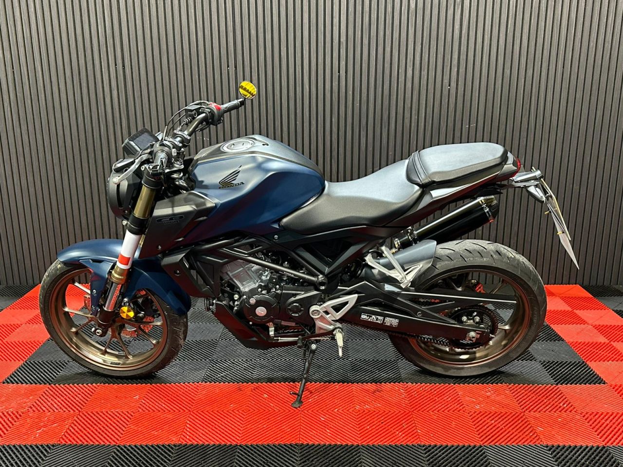 Used Honda CB125R for sale - 78435110: Photo 9