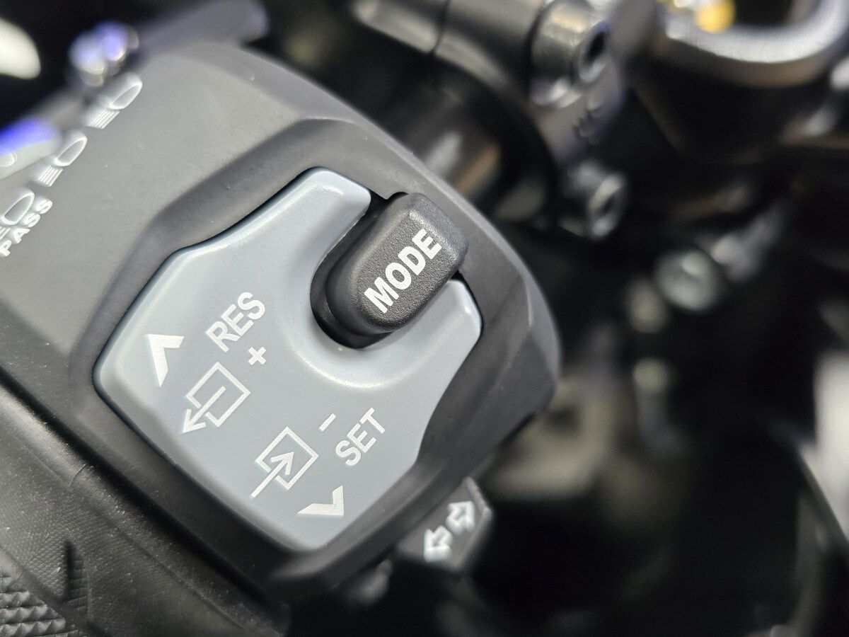 Suzuki GSX1300R HAYABUSA