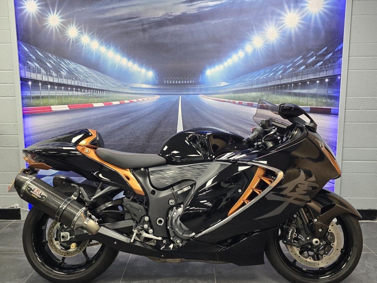 Suzuki GSX1300R HAYABUSA