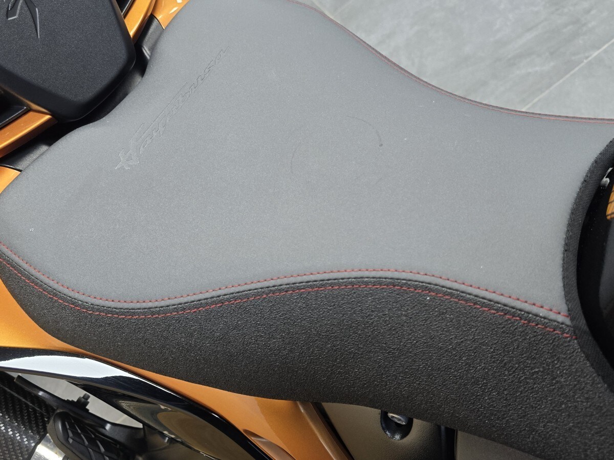 Suzuki GSX1300R HAYABUSA