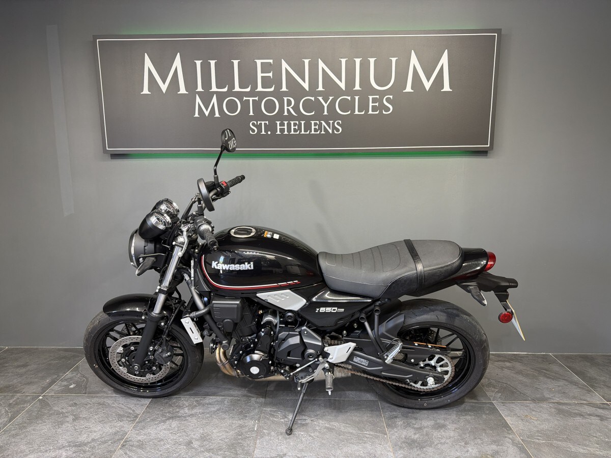 Kawasaki ER 650 MPFNB