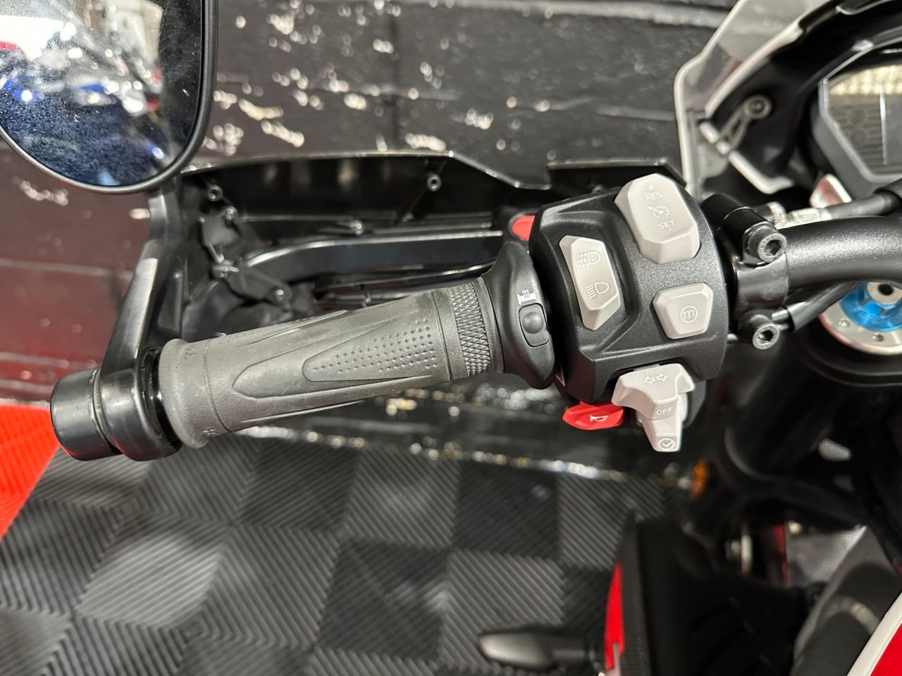 Used Triumph Speed Triple 1050 for sale - 78435799: Photo 21