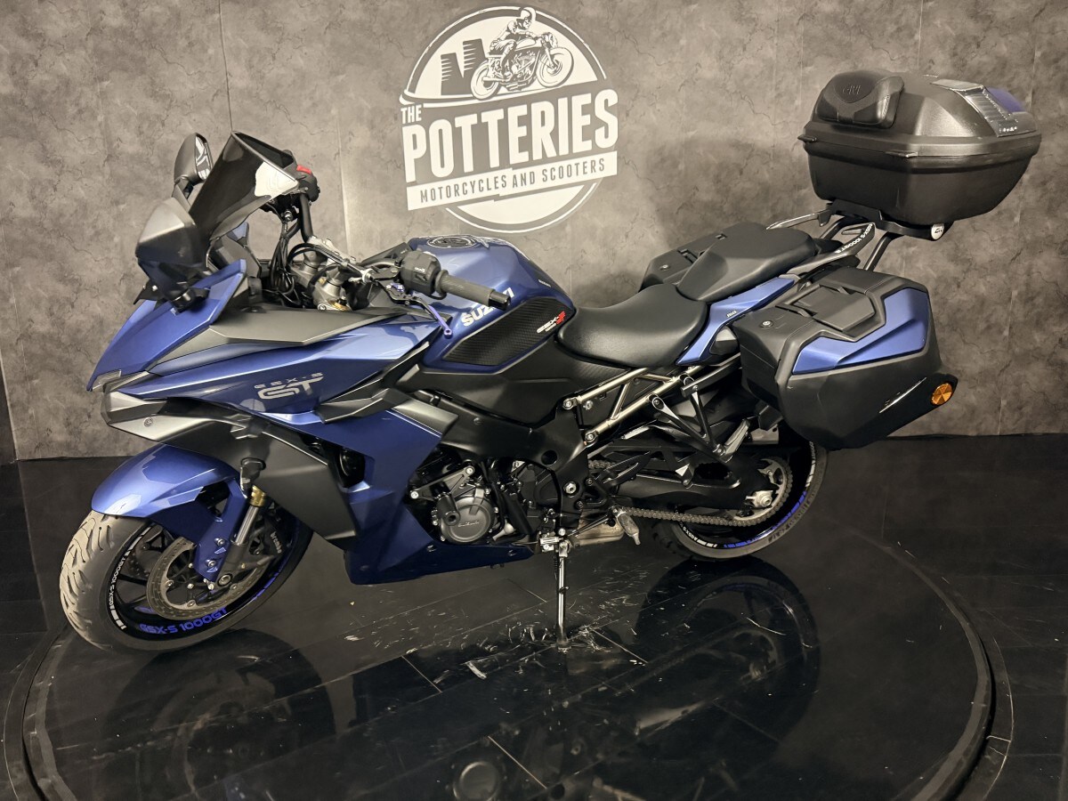 Suzuki GSXS 1000 GT+ TOUR M