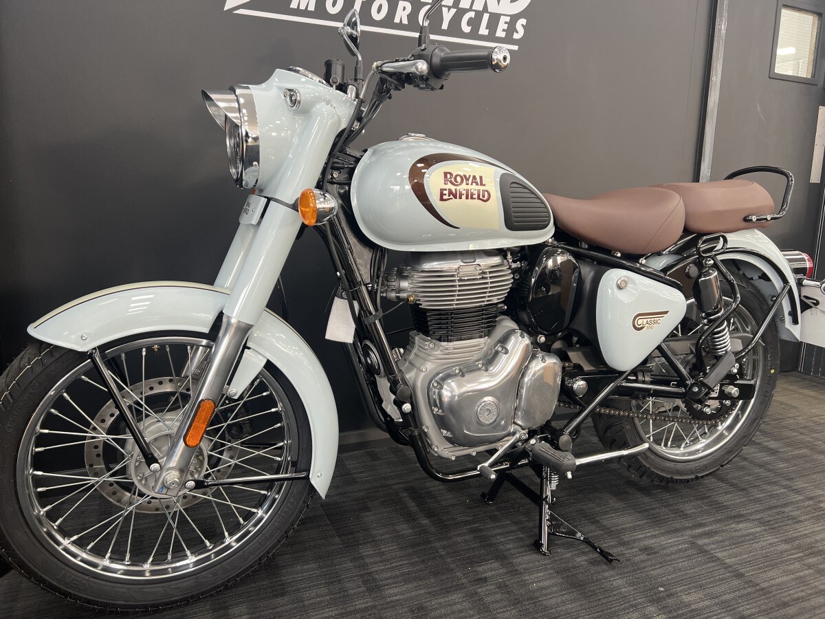 Royal Enfield Classic 350 Halcyon