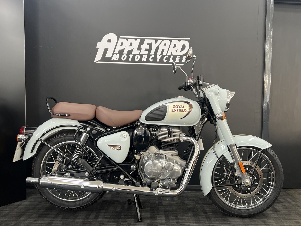 Royal Enfield Classic 350 Halcyon