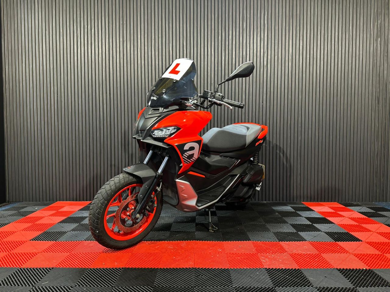 Used Aprilia SR GT for sale - 78435548: Photo 9