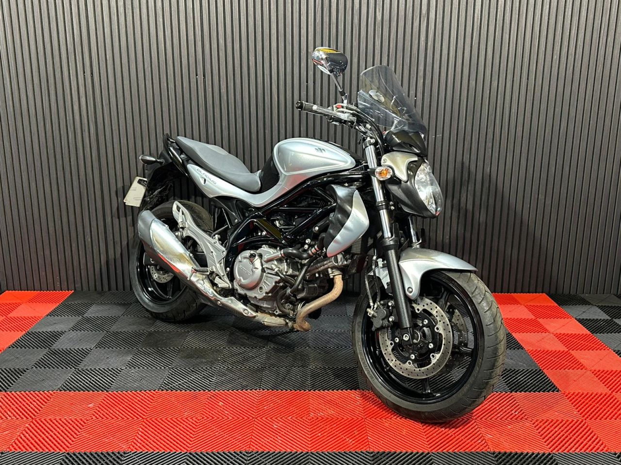 Used Suzuki Gladius 650 for sale - 78434449: Photo 11