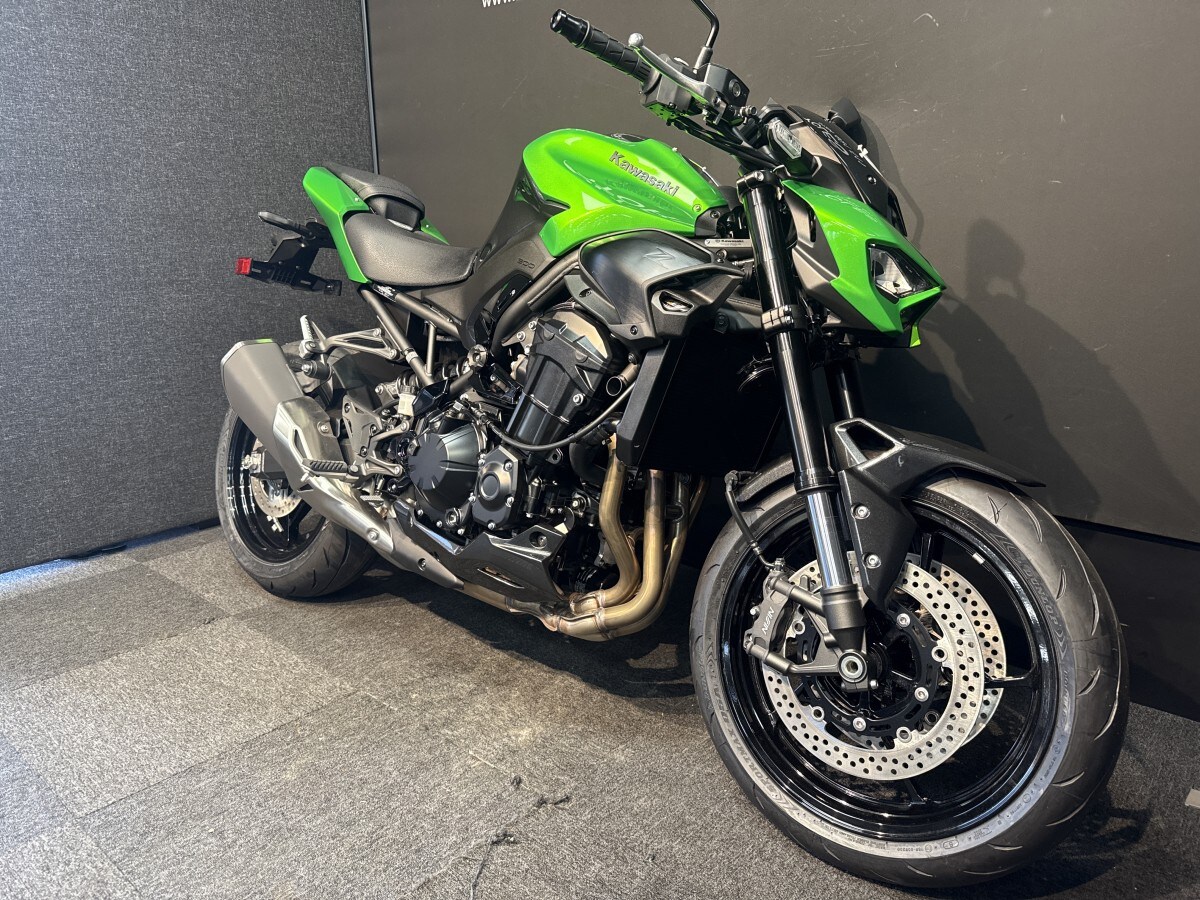 Kawasaki Z900 ZR900