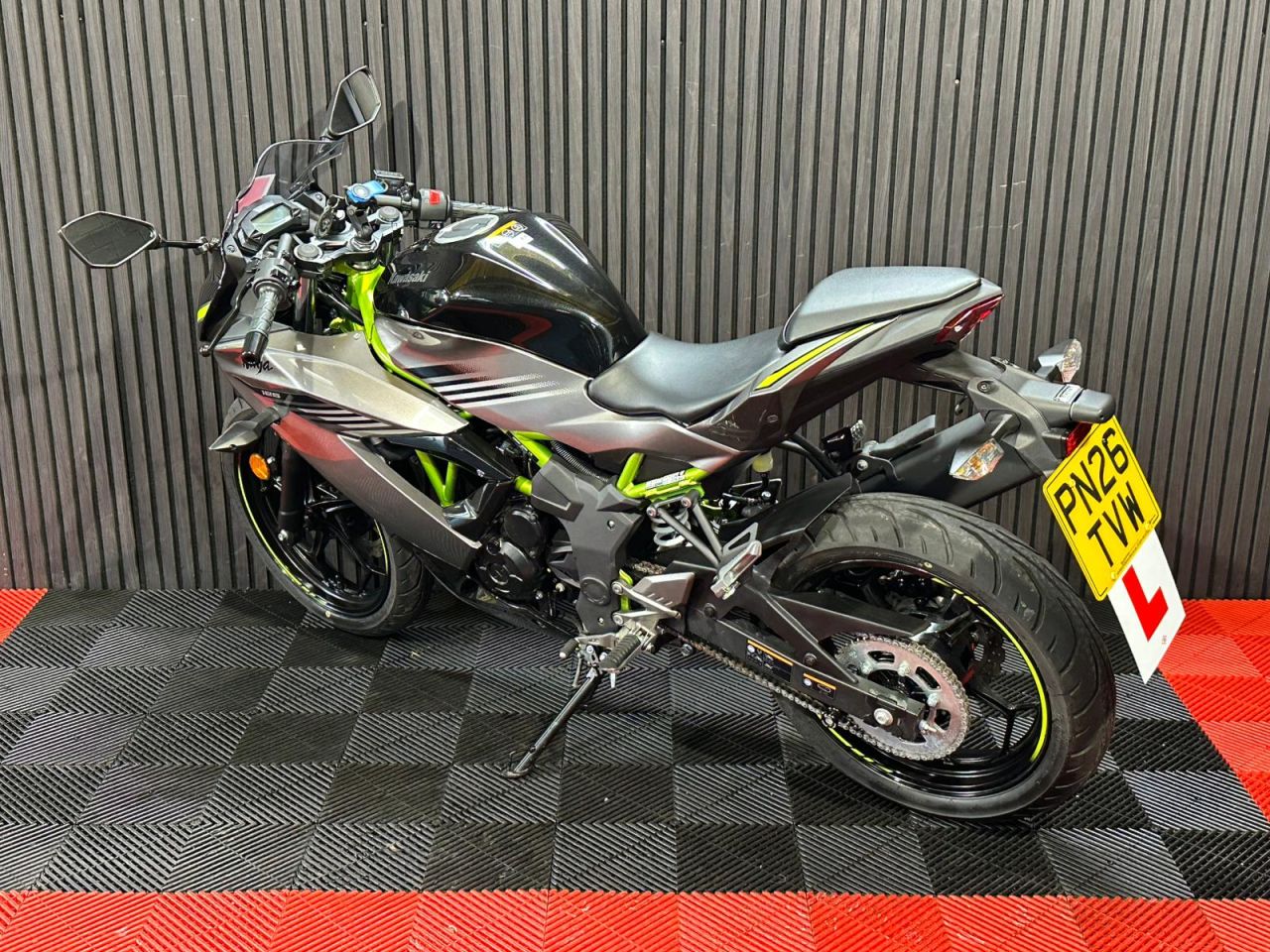 Used Kawasaki Ninja 125 for sale - 78883556: Photo 10