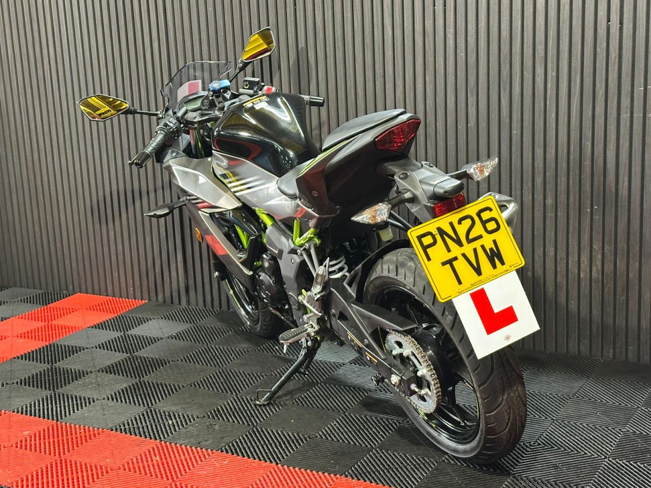 Used Kawasaki Ninja 125 for sale - 78883556: Photo 11