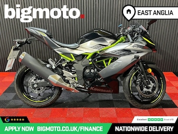 Used Kawasaki Ninja 125 undefined for sale - bike-78883556: Photo