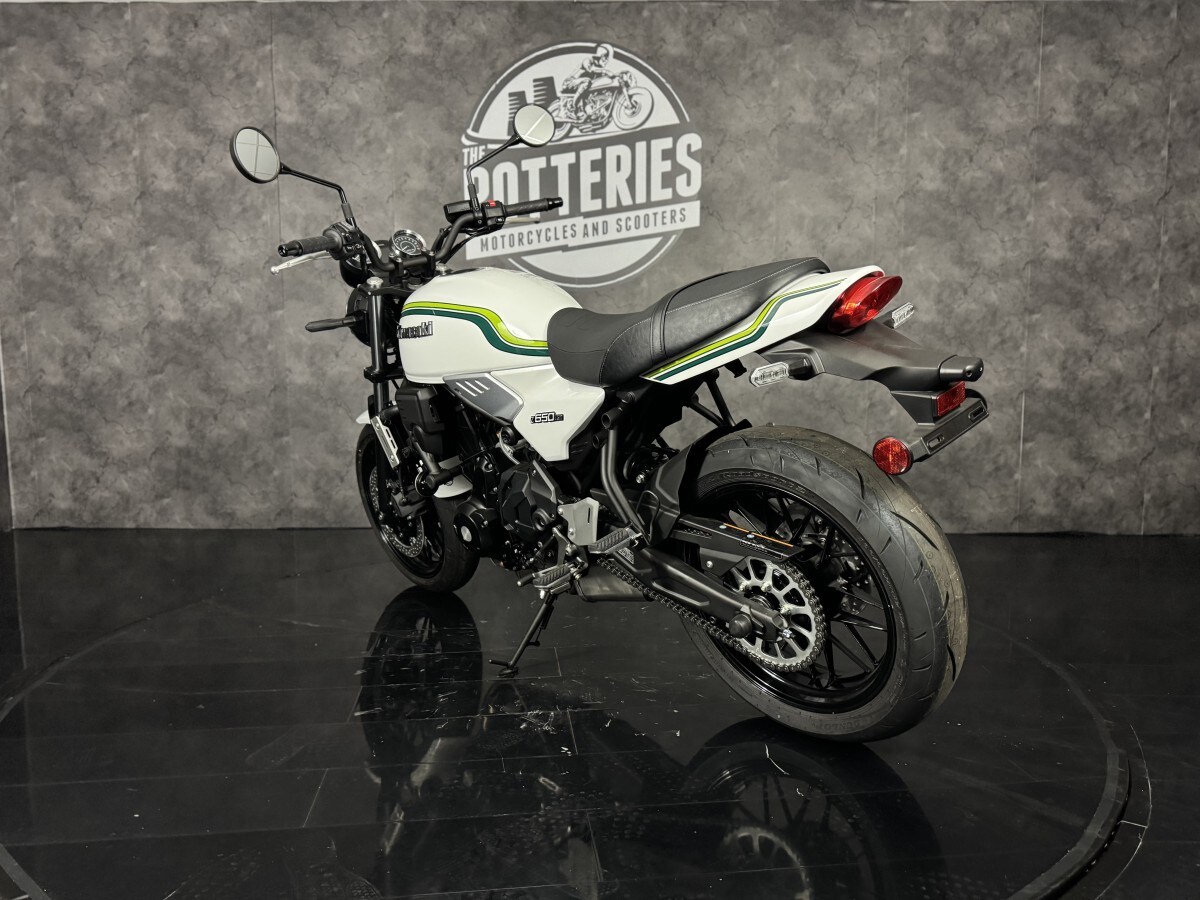 Kawasaki Z650 RS Potteries Special