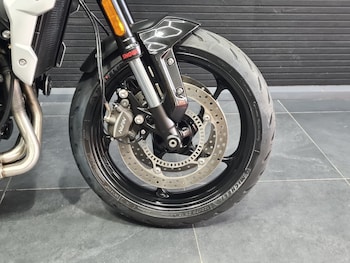 Used Triumph TRIDENT 660 2023 for sale - bike-78165274: Photo