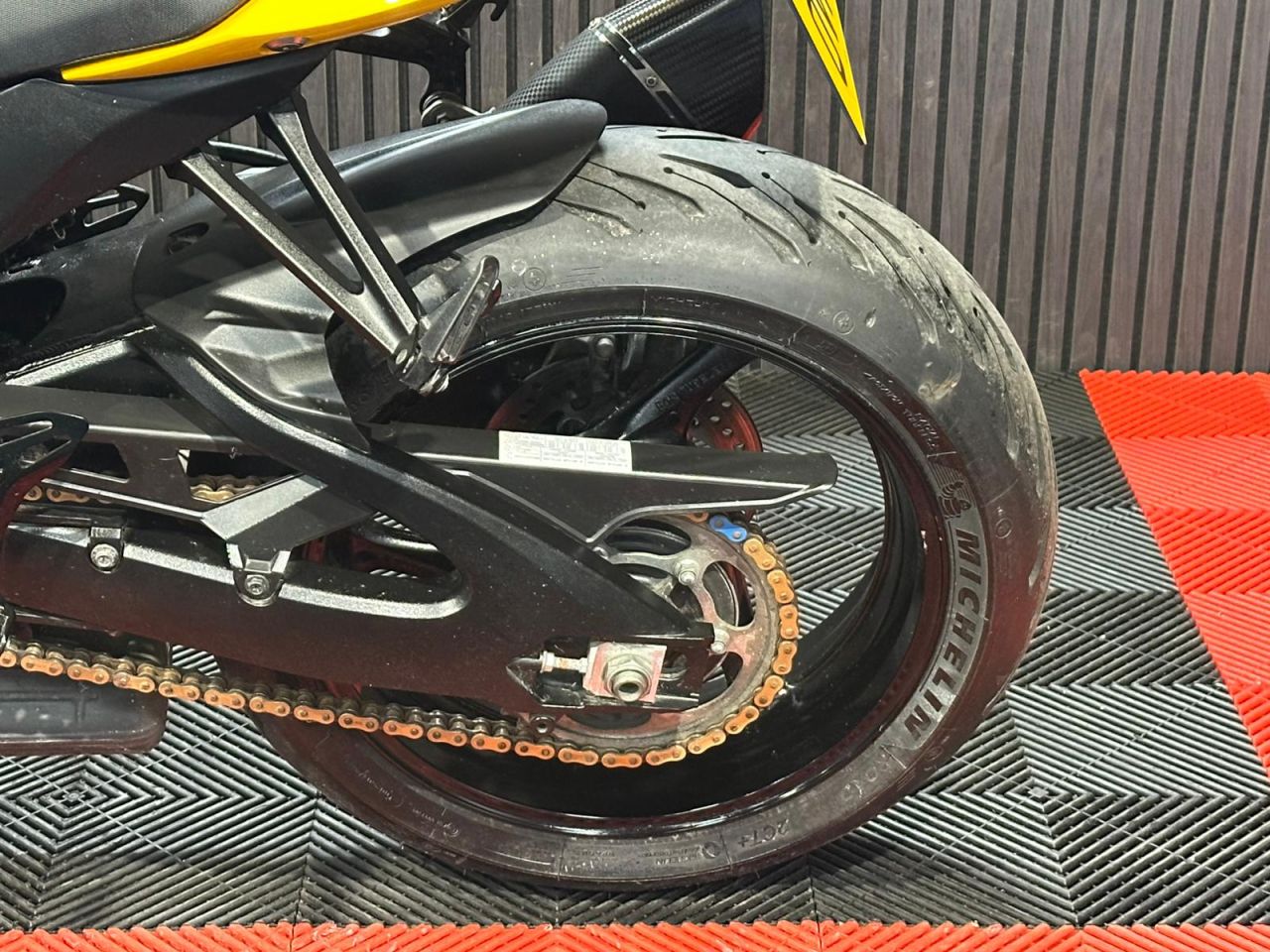 Used Suzuki GSXR750 for sale - 78435348: Photo 19
