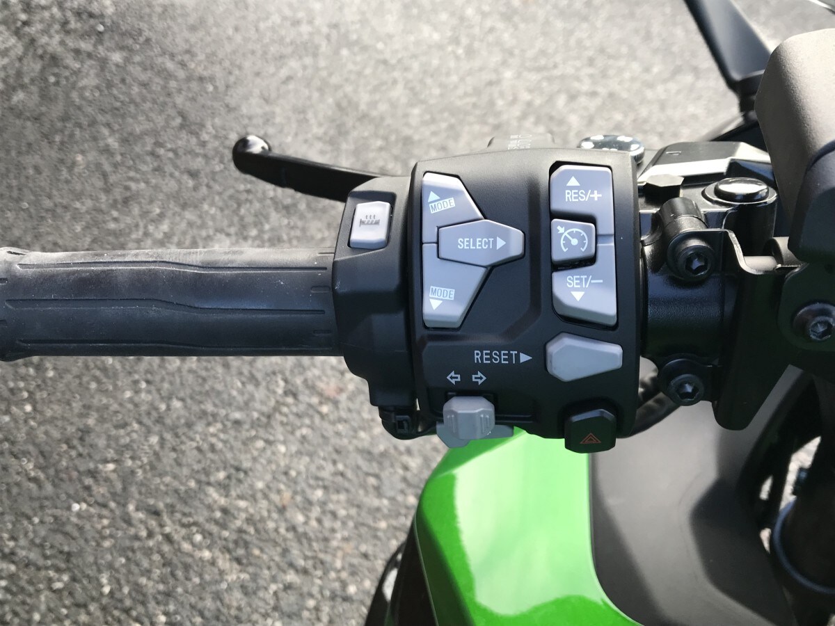 Kawasaki Ninja 1100 SX SE ZX 1100 JSFAN