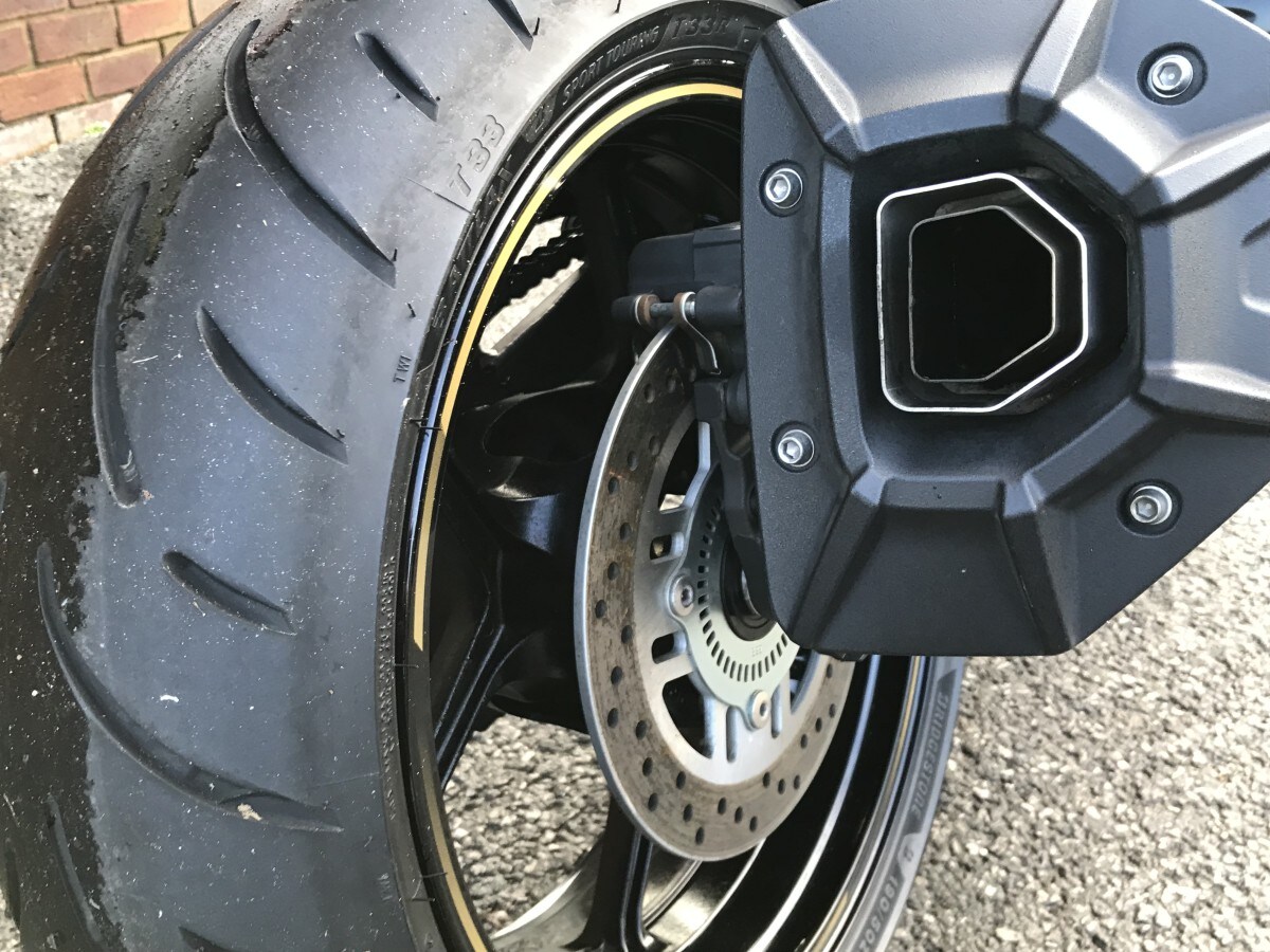 Kawasaki Ninja 1100 SX SE ZX 1100 JSFAN