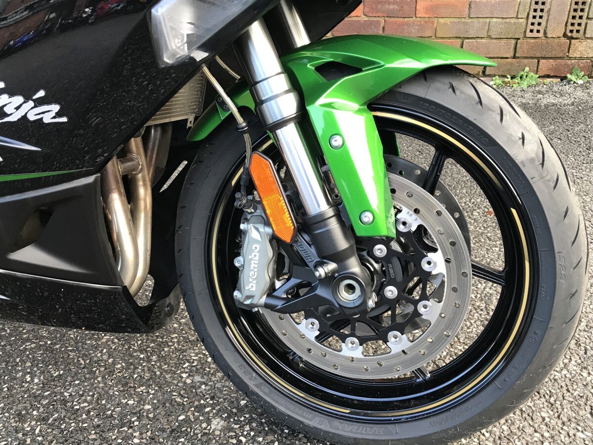 Kawasaki Ninja 1100 SX SE ZX 1100 JSFAN