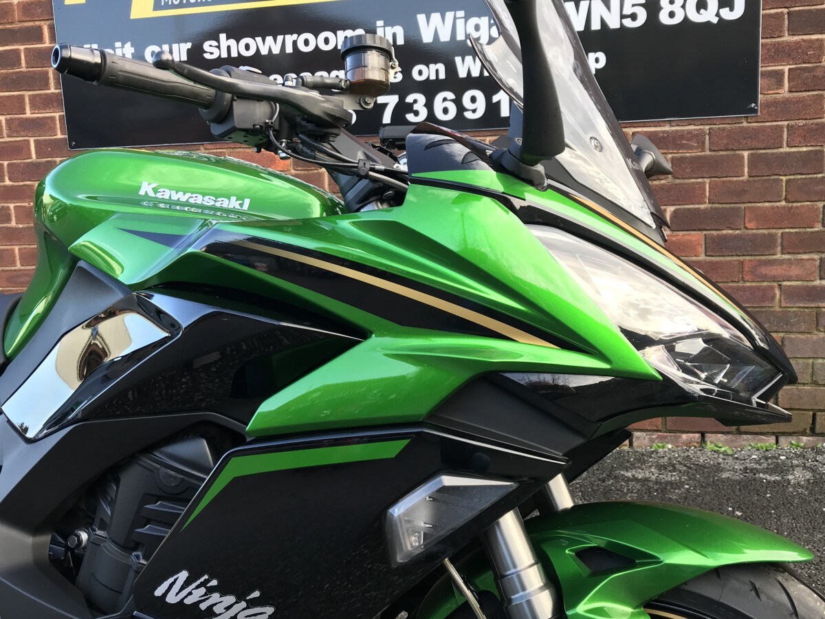 Kawasaki Ninja 1100 SX SE ZX 1100 JSFAN