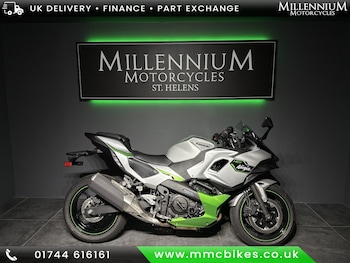 Used Kawasaki NINJA 7 HYBRID CX500ARFNN undefined for sale - bike-77866571: Photo