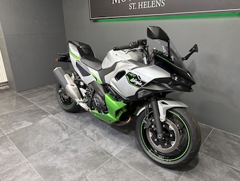 Used Kawasaki NINJA 7 HYBRID CX500ARFNN undefined for sale - bike-77866571: Photo